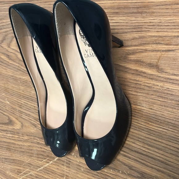 Vince Camaro peep toe heels dark blue/black heels very new condition - Picture 2 of 4